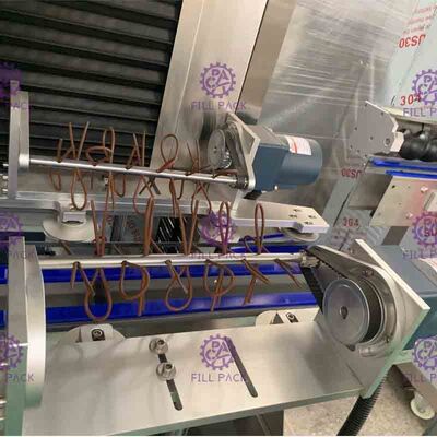 Đôi Driving Bốn Blades Installed Chai Máy ghi nhãn mác Với điều khiển Panasonic