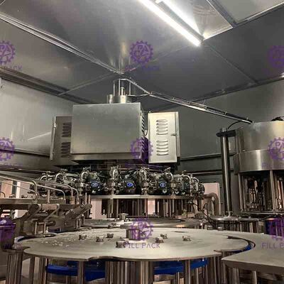 High Capacity nước uống chiết nhựa Nhà máy Chai dọc Máy chiết