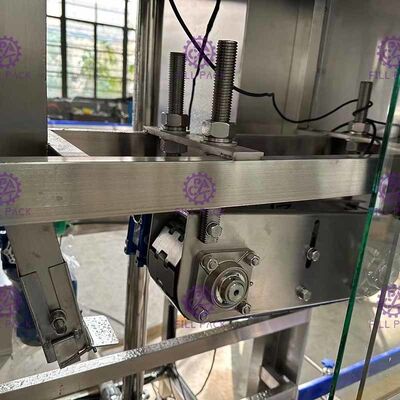 Nhà máy làm đầy nước thùng 5 Máy làm đầy nước Gallon 450 BPH cho nước nhỏ