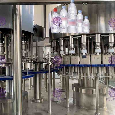 3 trong 1 Monoblock nhựa Máy Chai Điền Đối với nước khoáng 18 Trưởng