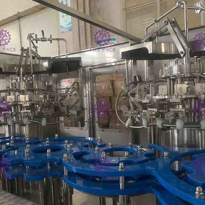 Monoblock 3 Trong Chai 1 Nước Filler Máy PLC điều khiển và màn hình cảm ứng