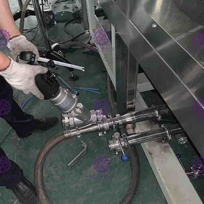 Vít Feeding Loại Cola / Soda có thể máy chiết / Control Canning Máy Plc