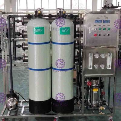 2000LPH Máy xử lý nước có thể uống được RO Hệ thống lọc thẩm thấu ngược Máy tiệt trùng UV