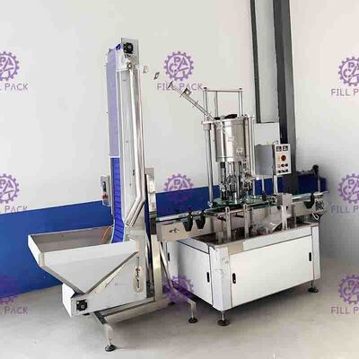 4 đầu tự động đóng nắp chai bằng nhựa PET