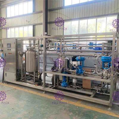 Dây chuyền chế biến nước ép nước giải khát có hương vị 7000L / H với máy tiệt trùng tấm UHT