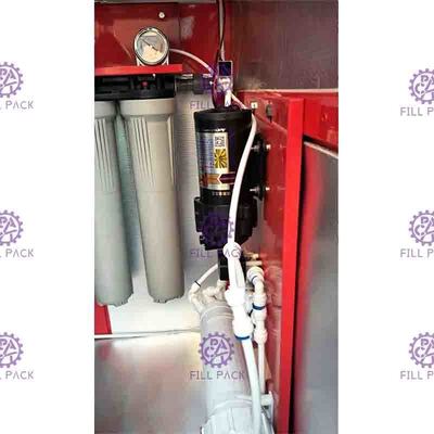 Máy bán chai nước tinh khiết bằng tiền xu và hóa đơn 10L / phút 550W 0,5MPA