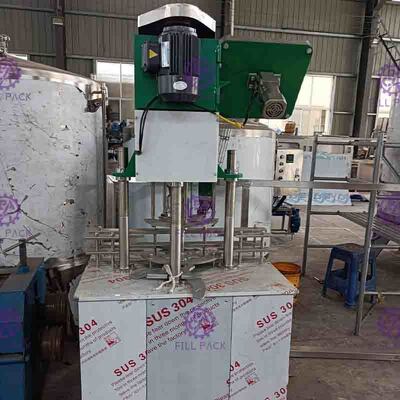 Máy chiết rót nước uống tự động 2000BPH cho chai PET nhỏ