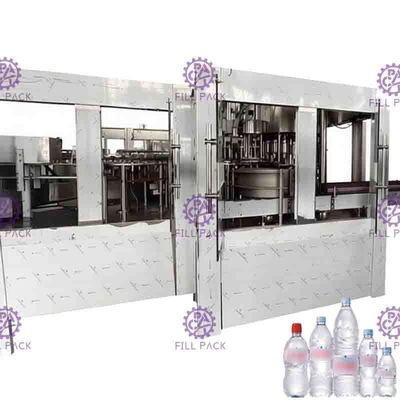 Polygon Nước uống tinh khiết Filling Machine Với Streamline Quay bánh xe và trọng lực thấp