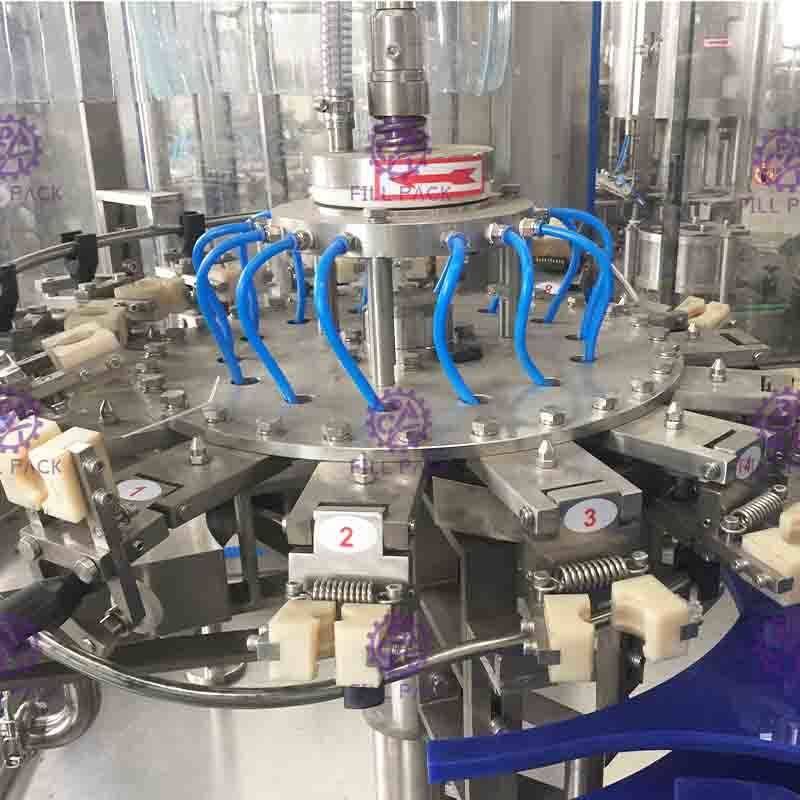 Kính nhựa PET 3 trong 1 Monobloc Gas Nước giải khát Nước uống Chai rượu Chai / Thiết bị / Nhà máy / Syst