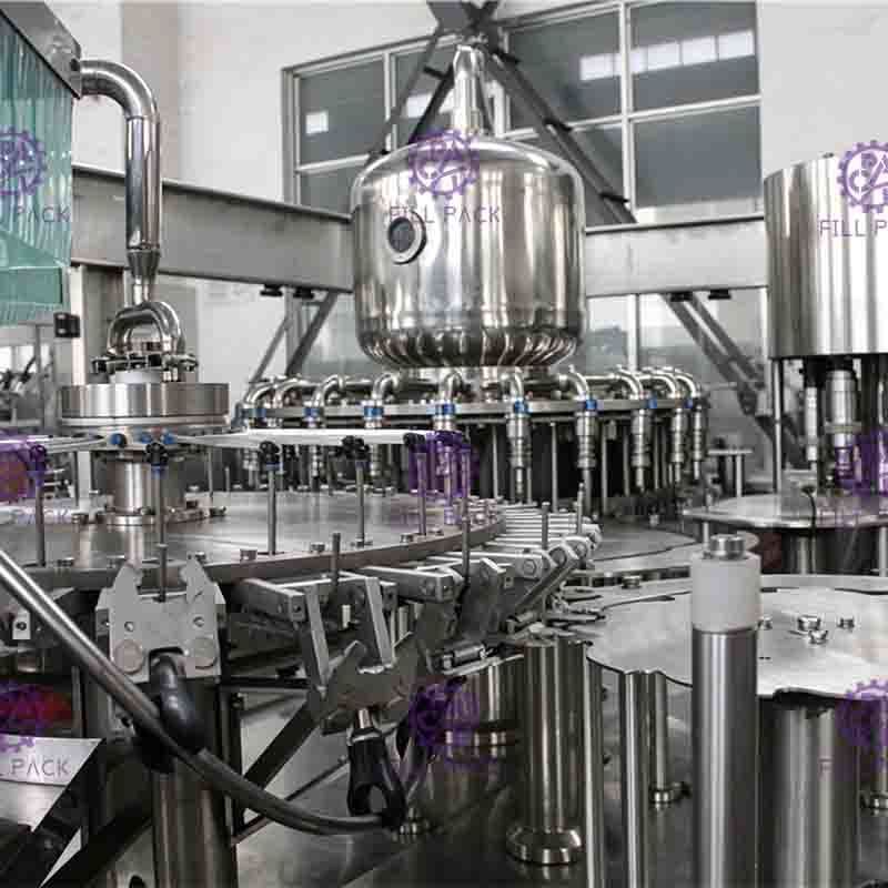 High Speed ​​Filling nóng Máy Fruit Juice Filling Và Loại vặn nắp chai Máy tích